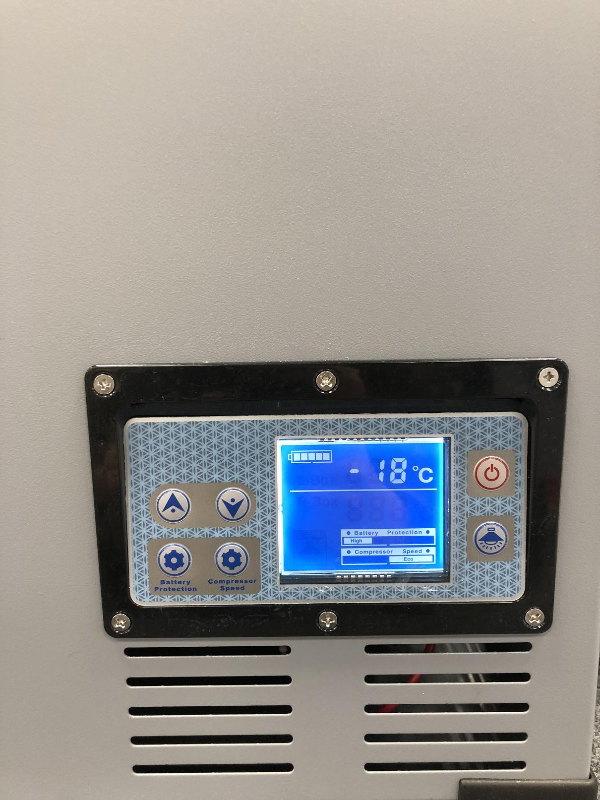Холодильник компрессорный IC-95